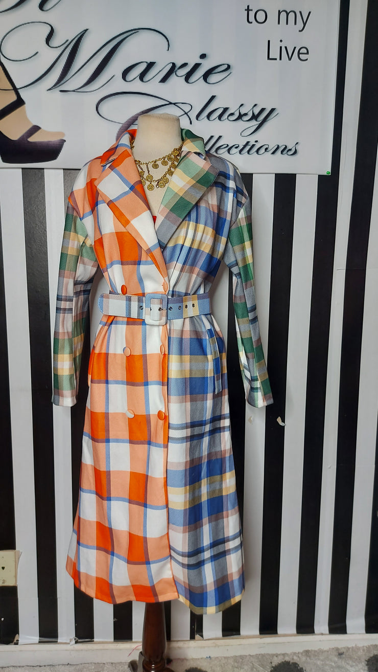 NWOT Plaid Trench Coat w/belt